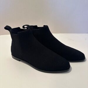 NWOT Rothy’s Black Merino Ankle Boot- Size 6.5
